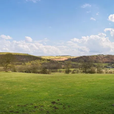 Meadows View Shepherds Hut * Cockermouth