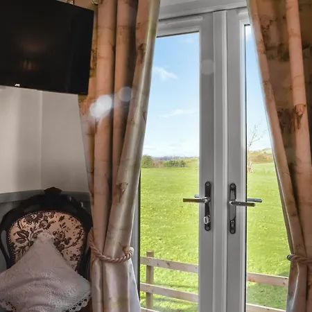 Meadows View Shepherds Hut Vakantiehuis *