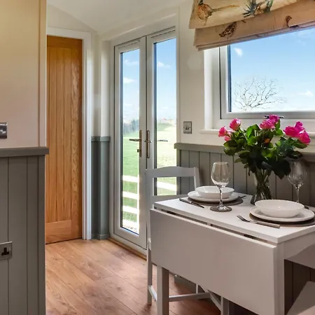 Meadows View Shepherds Hut Prázdninový dům *